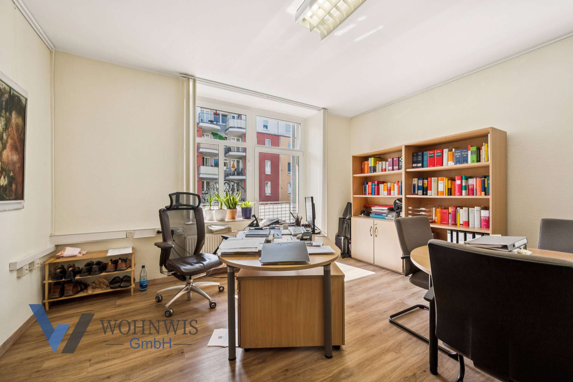 Büro 1 mit Balkon
