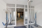Eingangsbereich - Vielseitige 3,5-Raum-Wohnung/ Gewerbe mit 101 m² und Top-Ausstattung in Reinsdorf