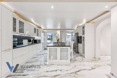 Modernisiertes Einfamilienhaus mit ca. 300 m² Wohnfläche in Chemnitz-Harthau, 09125 Chemnitz, Haus
