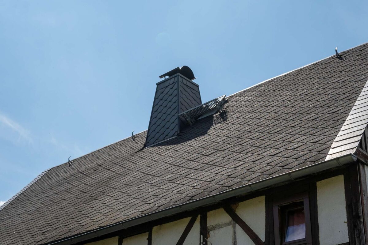Schornstein + Dach