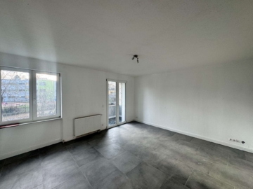 Viel Platz auf 65 m²: Freundliche 2-Zimmer-Wohnung mit Balkon, 09131 Chemnitz, Etagenwohnung