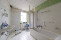 Hinterhaus Wohnung OG Bad